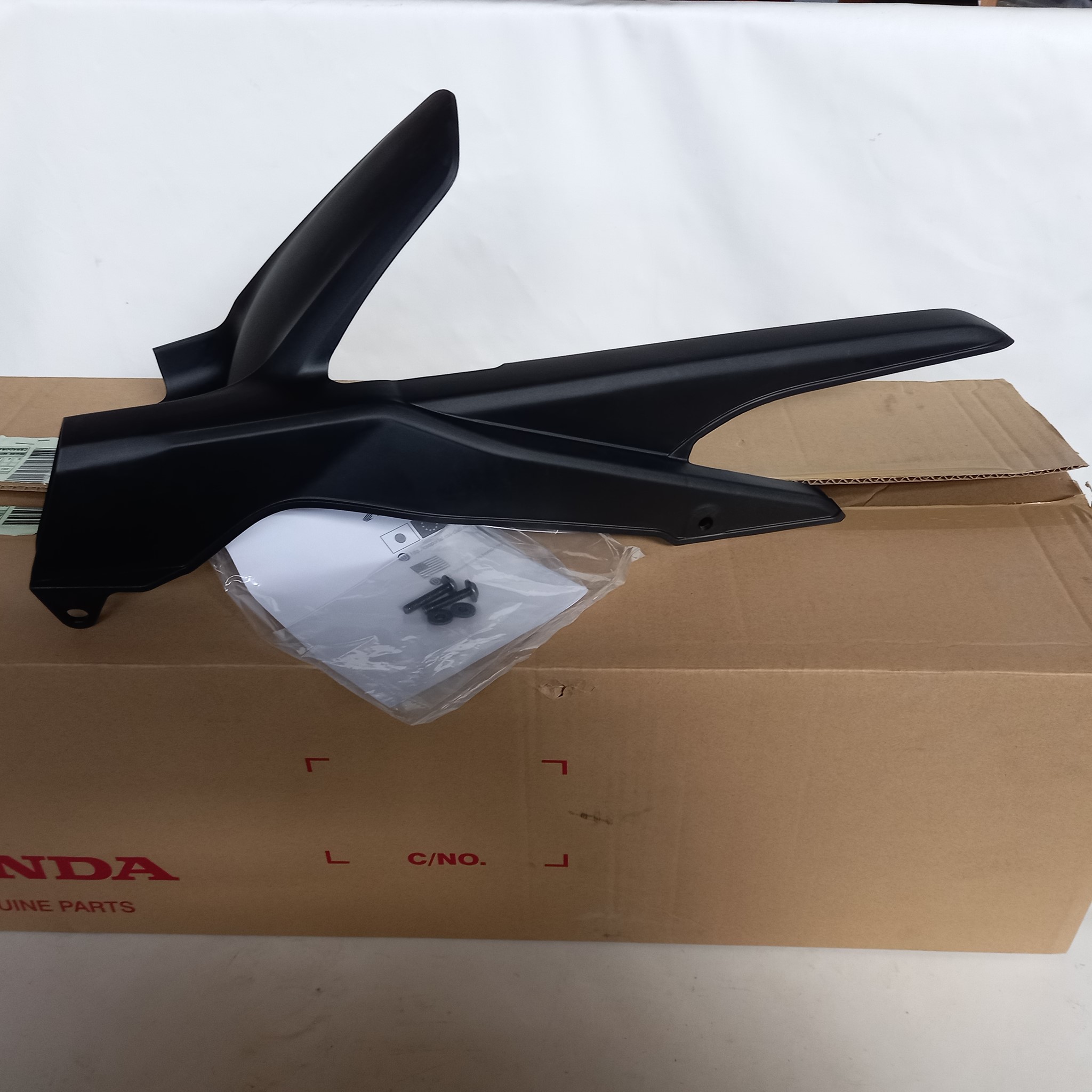 Bild von KIT,HUGGER    08F70-MGZ-J00